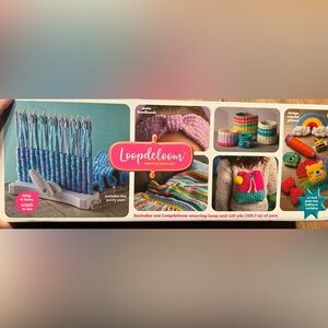 Loopdeloom weaving loom kit